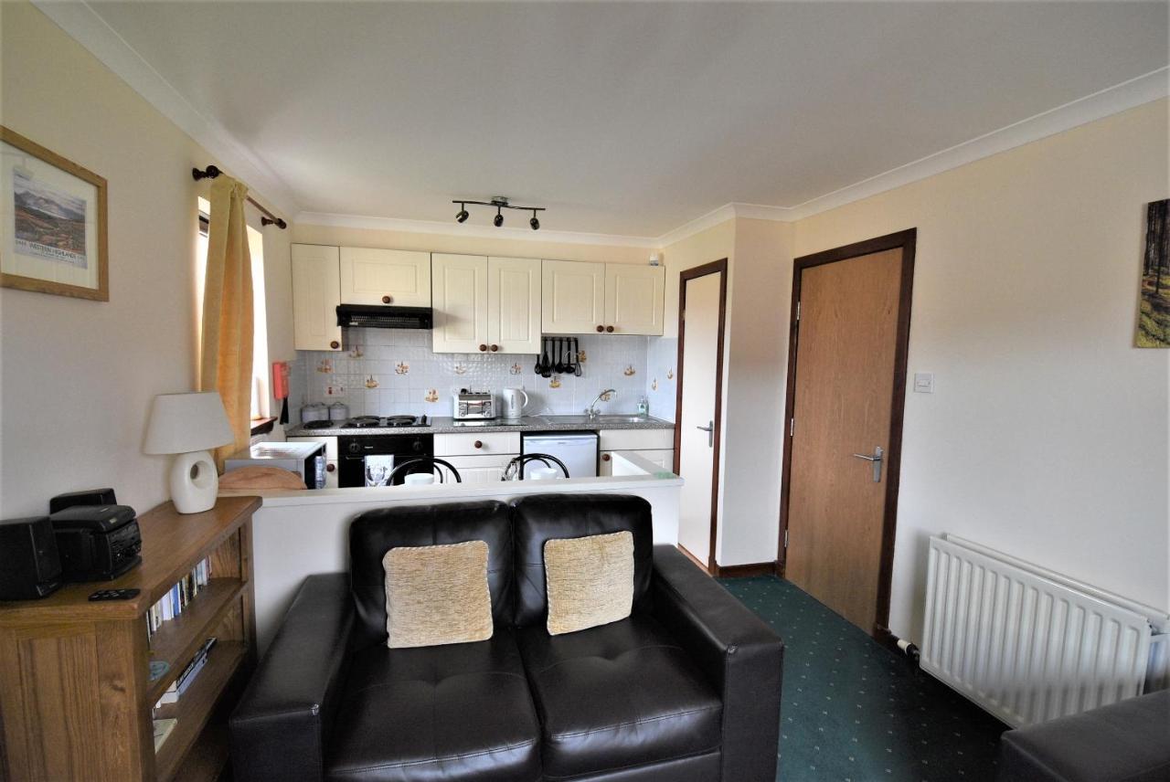 Balcarres Self Catering Apartment Форт Уилям Екстериор снимка